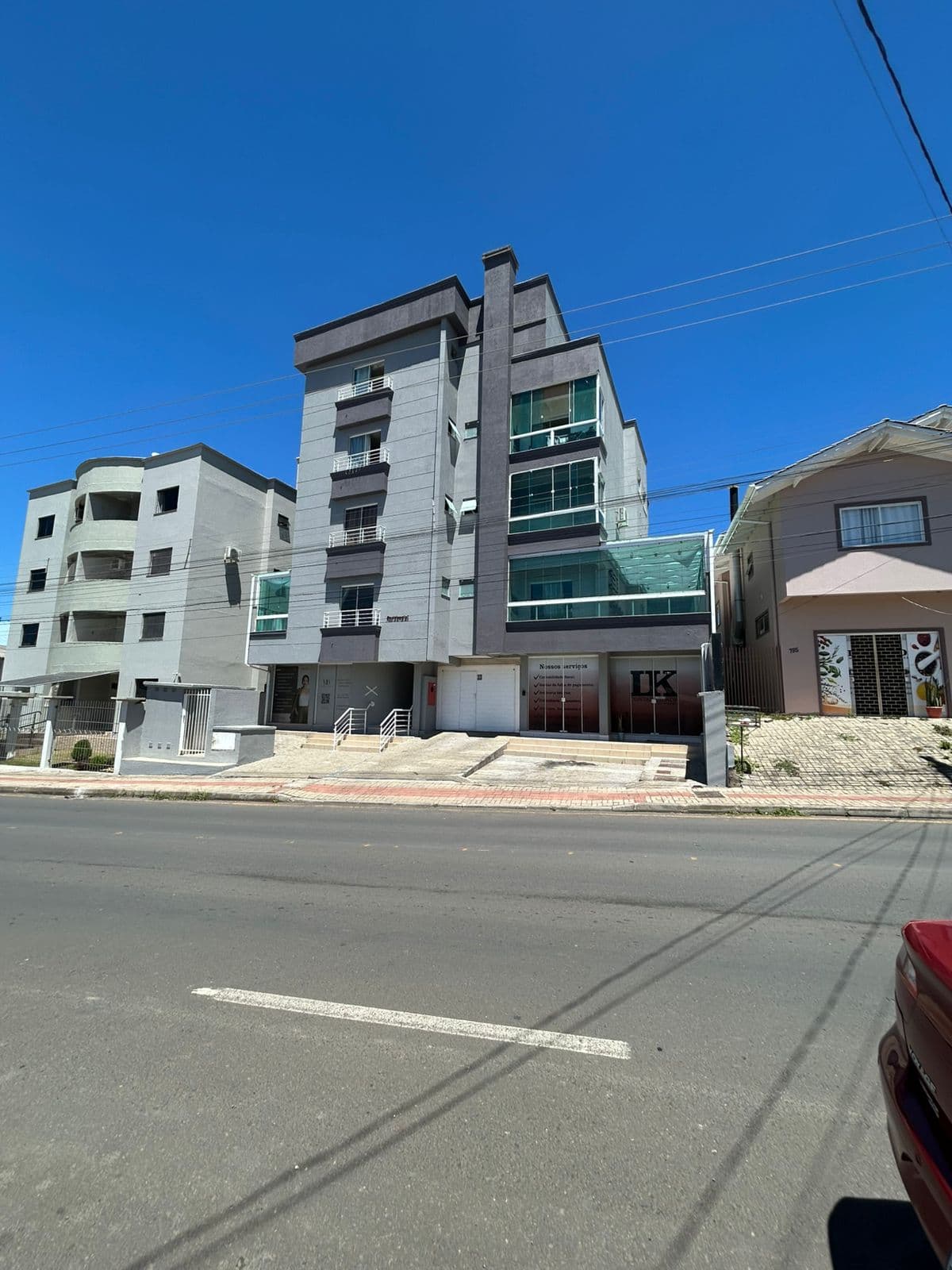 APARTAMENTO À VENDA